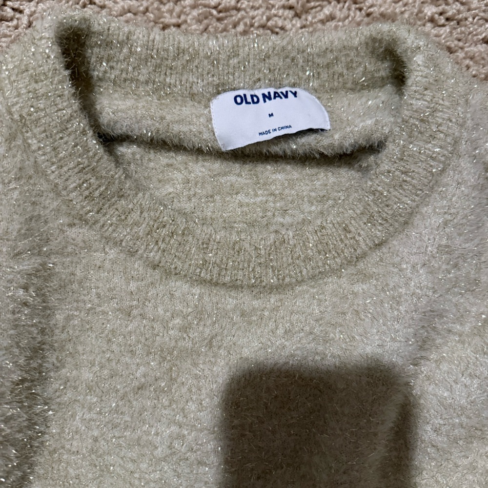[Old Navy] Holiday Sweater - Picture 2 of 4